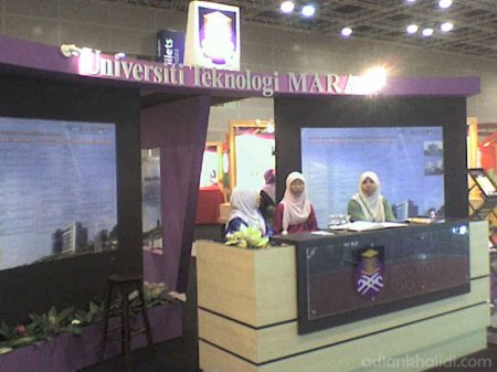 itex-booth-design-uitm2.jpg