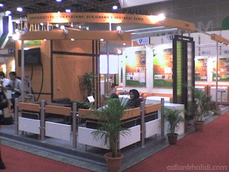 itex-booth-design-ump.jpg
