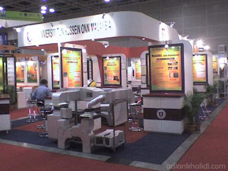 itex-booth-design-uthm.jpg